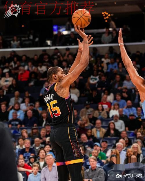 杜兰特借挡拆三分命中，最后时刻火箭掘金连续对飚4记三分